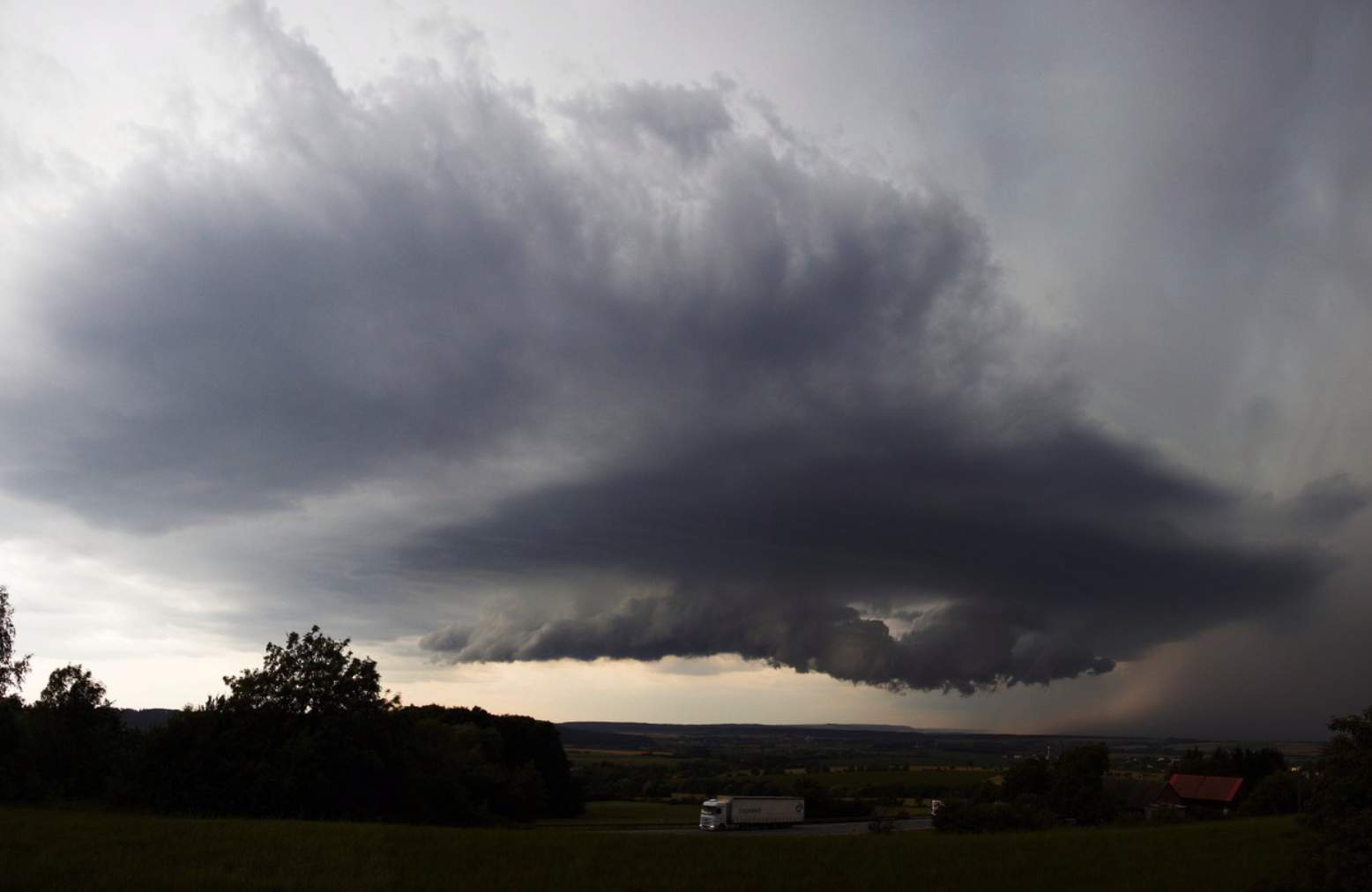 Supercely a squall line 22. 6. 2011